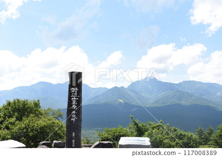 從野邊山高原平澤峠看到的八岳 從野邊山高原平澤峠看到的八岳 117008389