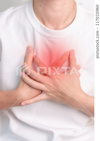 Woman hold Chest pain due to Respiratory and Cardiovascular system failure. Lung Cancer, Asthma disease, Chronic Obstructive Pulmonary or COPD, Bronchitis, Cystic Fibrosis, Bronchiectasis, Pneumonia Woman hold Chest pain due to Respiratory and Cardiovascular system failure. Lung Cancer, Asthma disease, Chronic Obstructive Pulmonary or COPD, Bronchitis, Cystic Fibrosis, Bronchiectasis, Pneumonia 117010960