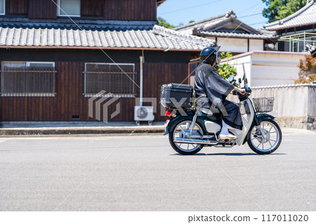 騎自行車的和尚 騎自行車的和尚 117011020