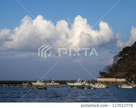 Panoramic view of Miko fishing port on the Tsunegami Peninsula 117013778