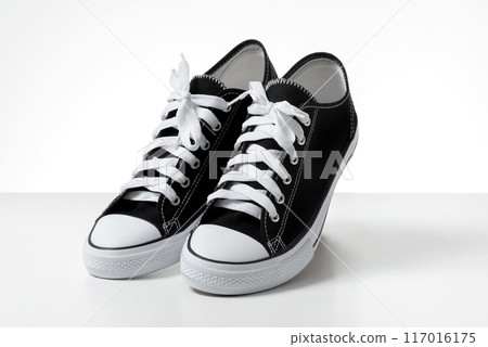 Black and white sneakers 117016175