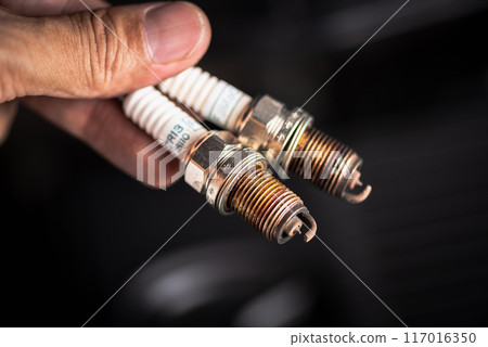 Old spark plug Old spark plug 117016350