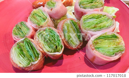 Izakaya Lettuce Wrapped in Bacon 117017018