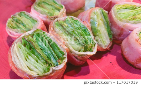 Izakaya Lettuce Wrapped in Bacon 117017019