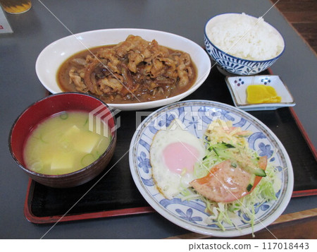 「五花肉烤肉套餐」是熊本市南區人氣套餐餐廳「地藏亭」的人氣菜單。 「五花肉烤肉套餐」是熊本市南區人氣套餐餐廳「地藏亭」的人氣菜單。 117018443
