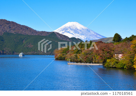 秋天 箱根 富士山 蘆之湖 117018561