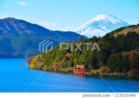 秋天 箱根 富士山 蘆之湖 117019340