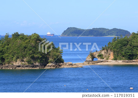 Sunset Cape on Kasado Island, Hanaguri Rock, a photo spot with a spectacular view of the Seto Inland Sea Sunset Cape on Kasado Island, Hanaguri Rock, a photo spot with a spectacular view of the Seto Inland Sea 117019351