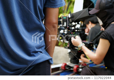 film crew production 117022044