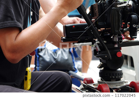 film crew production 117022045