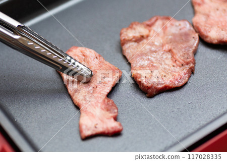 鐵板燒烤肉(牛舌/舌鹽) 鐵板燒烤肉(牛舌/舌鹽) 117028335