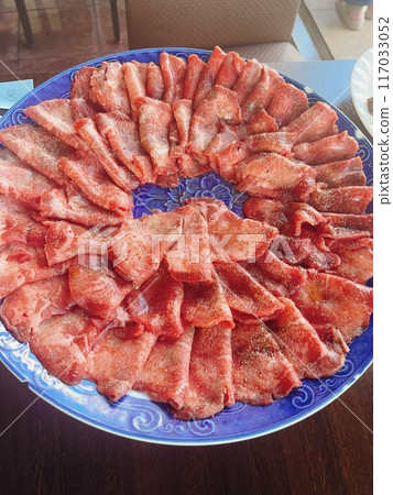 盤子裡的牛肉 盤子裡的牛肉 117033052