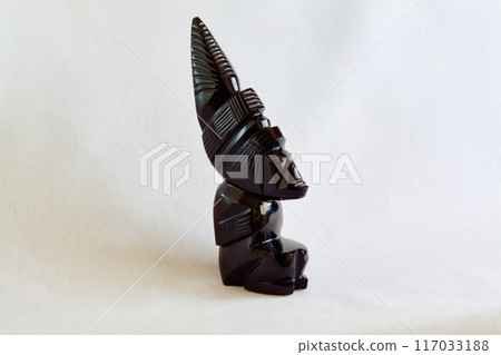 Vintage Black Obsidian Carved Stone Mayan Aztec Sculpture Vintage Black Obsidian Carved Stone Mayan Aztec Sculpture 117033188