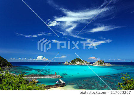 沖繩渡嘉敷島仲夏風光 沖繩渡嘉敷島仲夏風光 117033297
