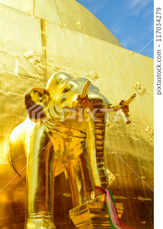 Beautiful scenery of Wat Phra Singh temple in Chiang Mai, Thailand 117034279