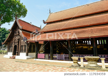 Beautiful scenery of Wat Chedi Luang temple in Chiang Mai, Thailand Beautiful scenery of Wat Chedi Luang temple in Chiang Mai, Thailand 117034359
