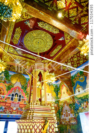 Beautiful scenery of Wat Chedi Luang temple in Chiang Mai, Thailand 117034395