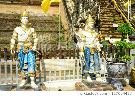 Beautiful scenery of Wat Chedi Luang temple in Chiang Mai, Thailand Beautiful scenery of Wat Chedi Luang temple in Chiang Mai, Thailand 117034433
