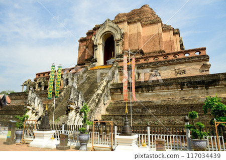 泰國清邁 Wat Chediluang 寺美麗的風景 泰國清邁 Wat Chediluang 寺美麗的風景 117034439
