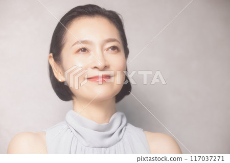 中年女性美麗形象 117037271