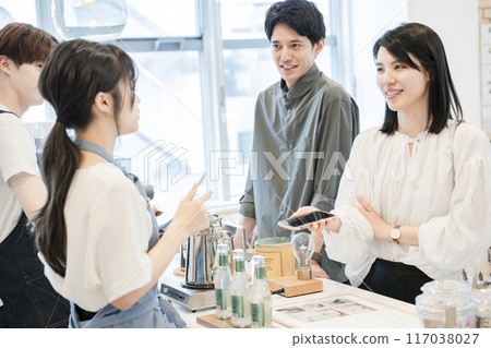 Cafe Cafe 117038027
