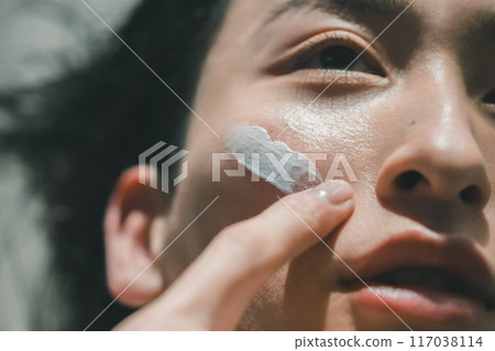 Men's face cream Men's face cream 117038114