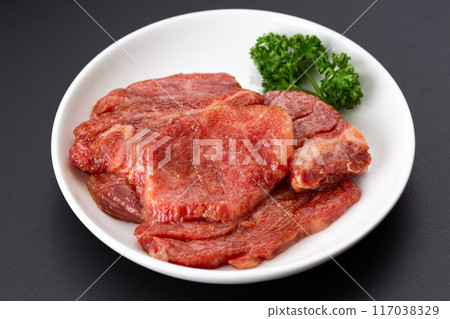 烤肉用牛裙牛排 烤肉用牛裙牛排 117038329