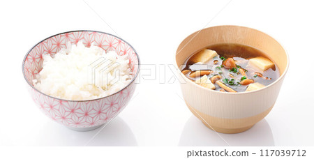 Mushroom soup and rice (white background) 117039712