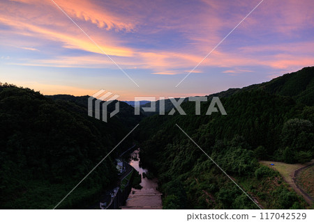 Scenery of Nunome Dam on the eastern edge of Nara City. Evening sky on the valley side and Nunome River. Fixed tripod interval photography from before sunset to the night sky #87 Scenery of Nunome Dam on the eastern edge of Nara City. Evening sky on the valley side and Nunome River. Fixed tripod interval photography from before sunset to the night sky #87 117042529