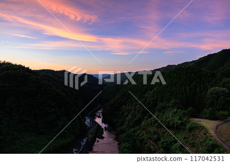 Scenery of Nunome Dam on the eastern edge of Nara City. Evening sky on the valley side and Nunome River. Fixed tripod interval photography from before sunset to the night sky #89 Scenery of Nunome Dam on the eastern edge of Nara City. Evening sky on the valley side and Nunome River. Fixed tripod interval photography from before sunset to the night sky #89 117042531