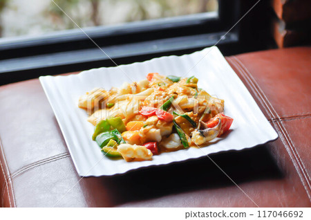 stir fried squid with vegetable, curry squid or squid salad 117046692