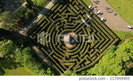 Beautiful labyrinth in the park Sigurta Garden Park. Valeggio sul Mincio is a comune in Italy, located in the province of Verona, Venice region. 117049405