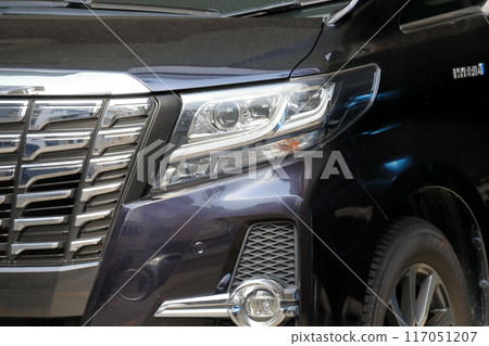 汽車前大燈 117051207