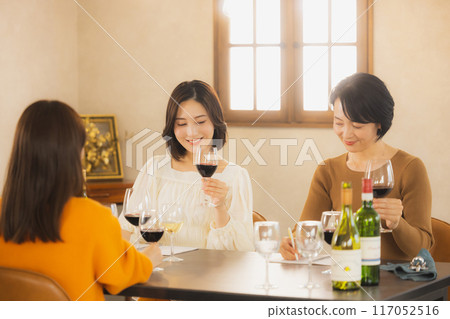 Wine study session image 117052516