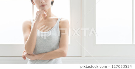 中年婦女頭痛 117053534