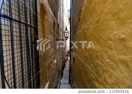 瑞典斯德哥爾摩世界上最窄的小巷(Marten Trotsig Alley) 瑞典斯德哥爾摩世界上最窄的小巷(Marten Trotsig Alley) 117055016