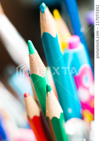 Color pencils close-up Color pencils close-up 117055802
