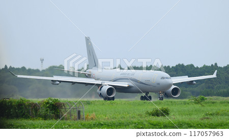 法國空天軍A330MRTT鳳凰空中加油機降落在百里空軍基地 法國空天軍A330MRTT鳳凰空中加油機降落在百里空軍基地 117057963