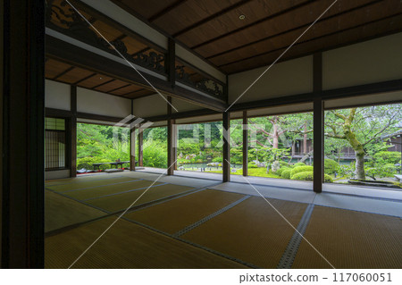 Fresh greenery in Kyoto, Shoren-in Temple, Soami's garden as seen from Kachoden 117060051