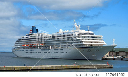 Cruise ship Asuka II 117061662
