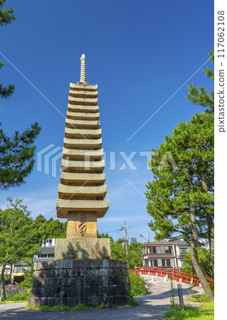 Kyoto Uji Tower Island Thirteen-story Stone Pagoda 117062108