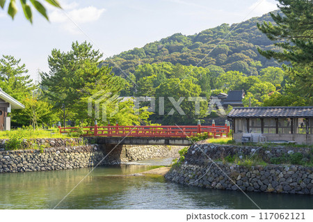 Kyoto Uji Nakanoshima area Uji Park Nakajima Bridge 117062121