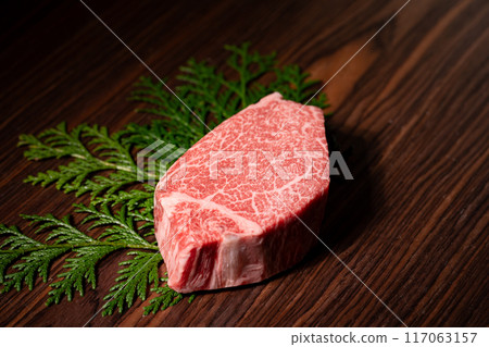 Beef Chateaubriand 117063157