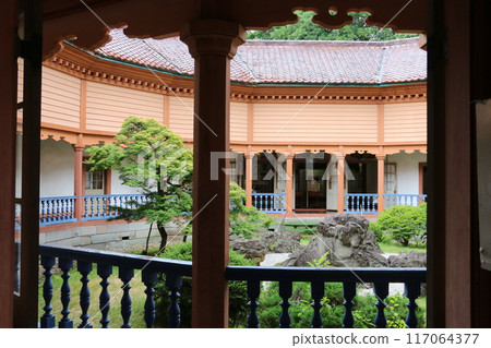 仍保留著明治時代精神的舊濟成館醫院主樓 仍保留著明治時代精神的舊濟成館醫院主樓 117064377