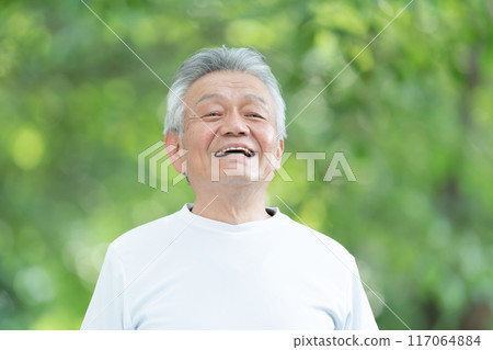 高級男性肖像新鮮綠色 117064884