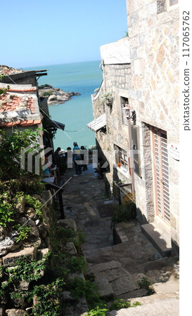 海島上的城鎮小徑 117065762