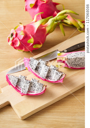 sliced dragon fruit sliced dragon fruit 117068086