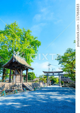 Aso Shrine in summer, Aso City, Kumamoto Prefecture Aso Shrine in summer, Aso City, Kumamoto Prefecture 117068683
