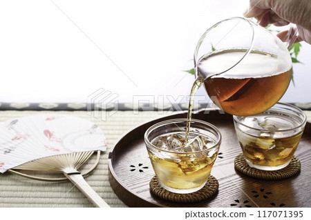 夏季經典飲品：冷大麥茶 117071395