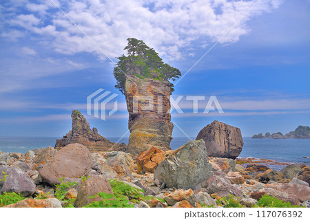 Tohoku, Sannoiwa, the impressive Sannoiwa rocks as seen from the Sanno Park Promenade, Miyako City, Iwate Prefecture (1) Tohoku, Sannoiwa, the impressive Sannoiwa rocks as seen from the Sanno Park Promenade, Miyako City, Iwate Prefecture (1) 117076392